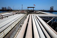 Рост цен на товары, скачок нефти и золота. Как атака США и Израиля на Иран отразится на миллиардах людей по всей планете? 